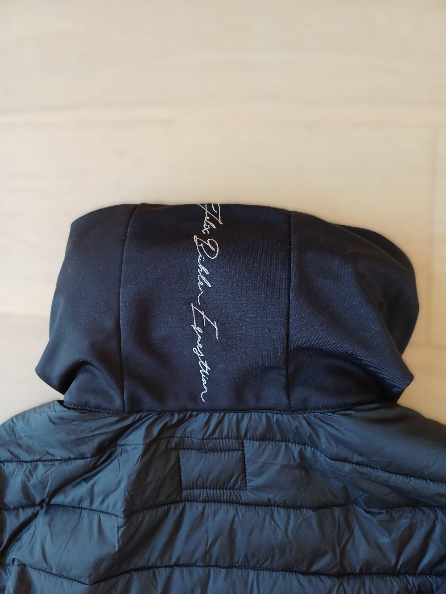 Veste Felix Bühler Noire – Taille M – Très bon état