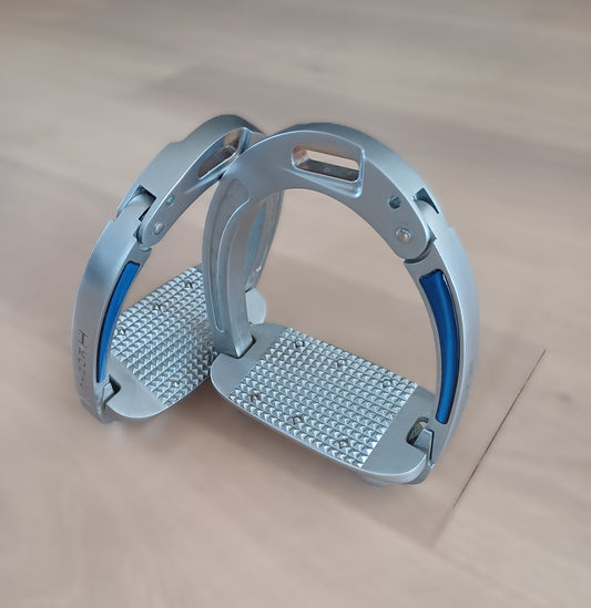 Etriers de Sécurité IKONIK Métal – Liseret Bleu (Très bon état)