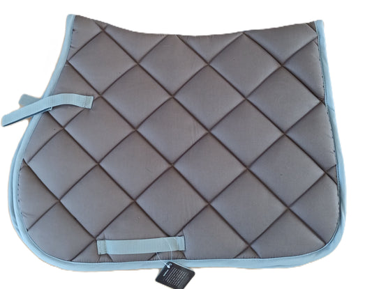 Nieuw Taupe Cob zadeldek - veelzijdige elegantie